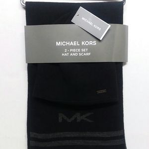 MICHAEL KORS MK .Men's HAT and SCARF Set. NICE!